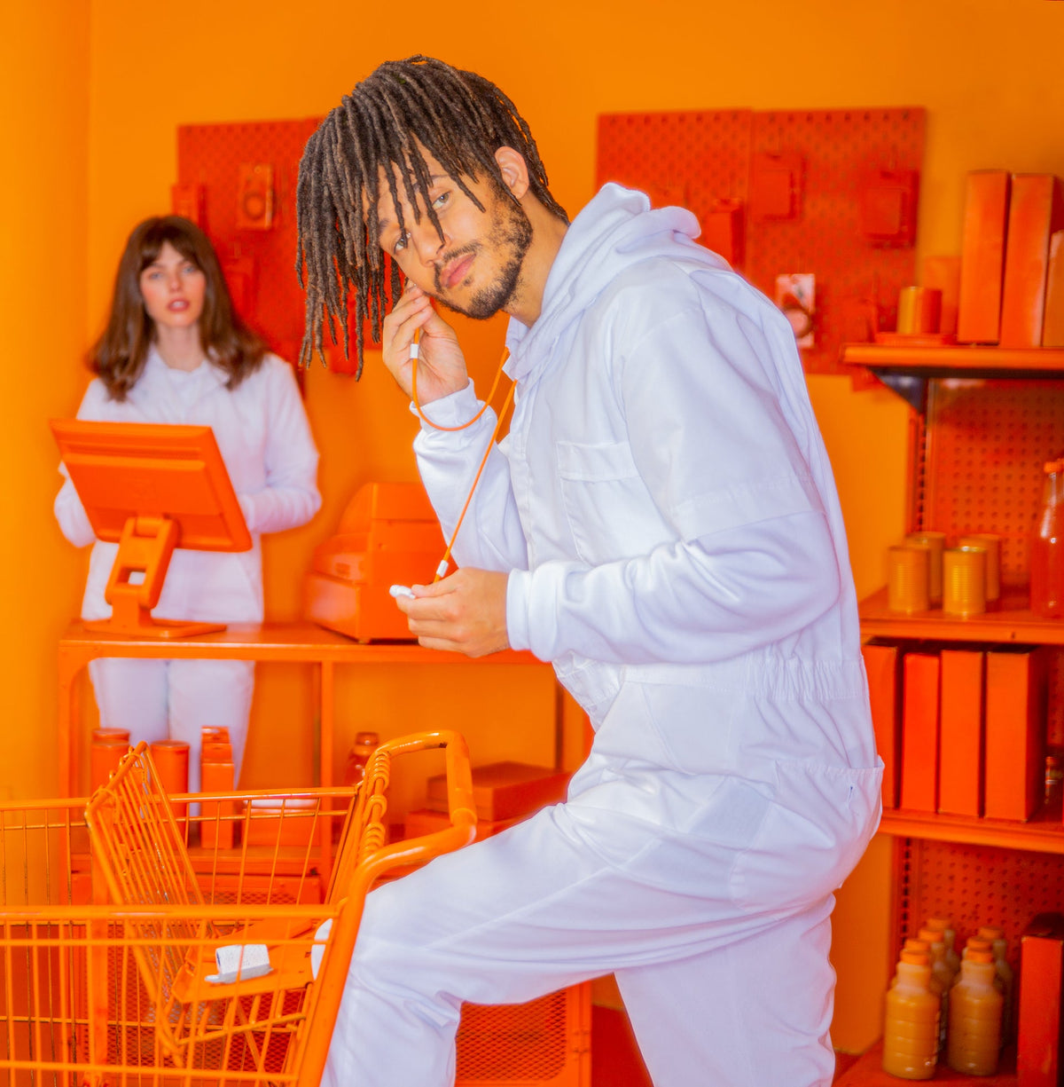 [wear] AirPods® hoodie - white